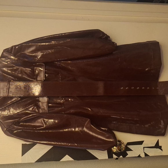 L'ATISTE Dress color Macroom with belt and gold hardware, faux leather. Size L - Picture 6 of 7